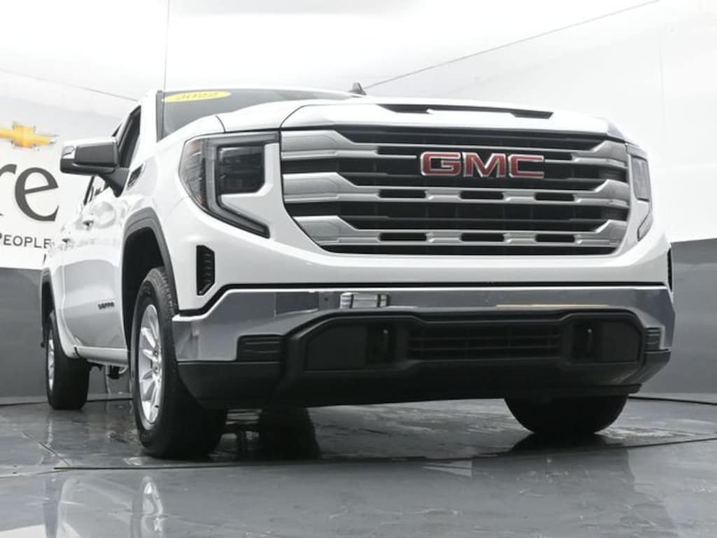 Used 2022 GMC Sierra 1500 SLE Truck Crew Cab