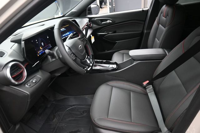2026 Chevrolet Trax RS - Photo 8