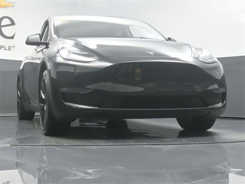 Used 2022 Tesla Model Y Long Range SUV