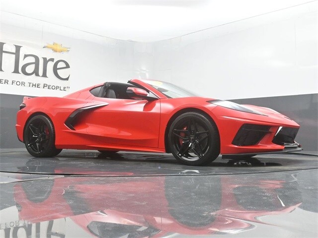 2020 Chevrolet Corvette Stingray 3LT Coupe photo 2