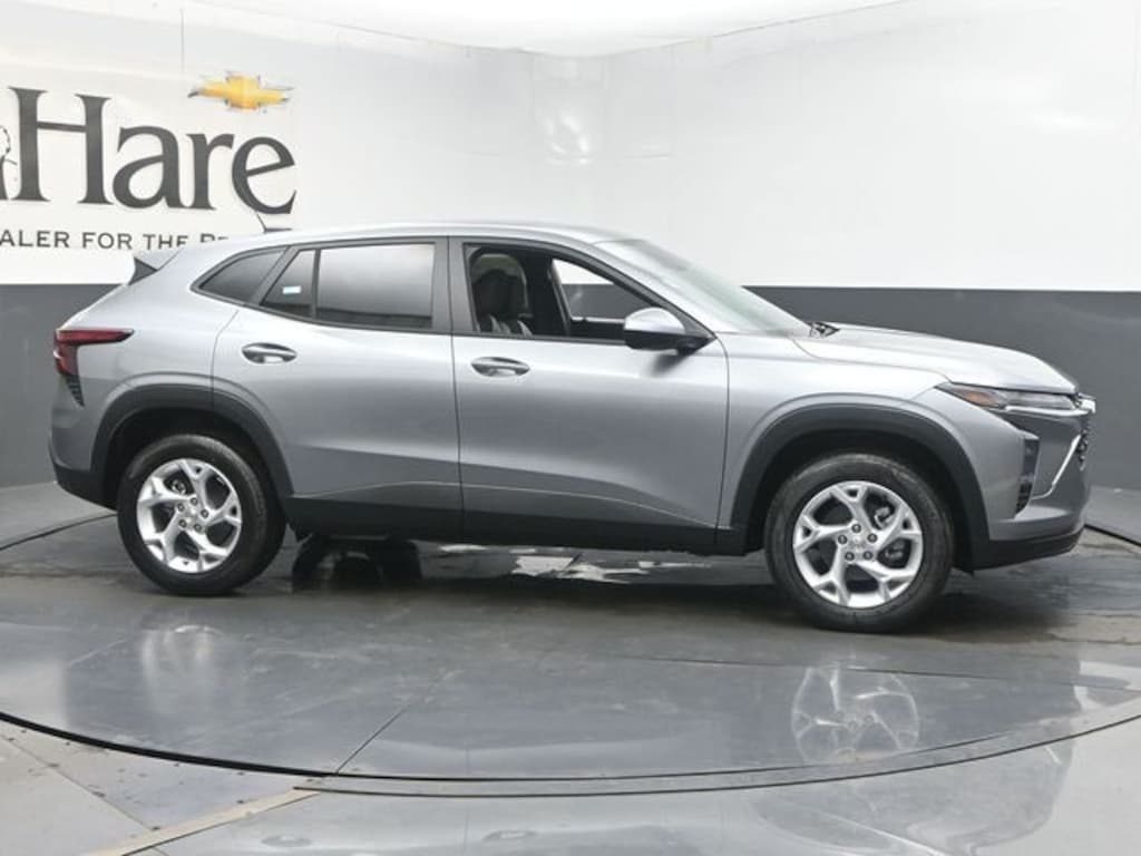 New 2026 Chevrolet Trax LS SUV