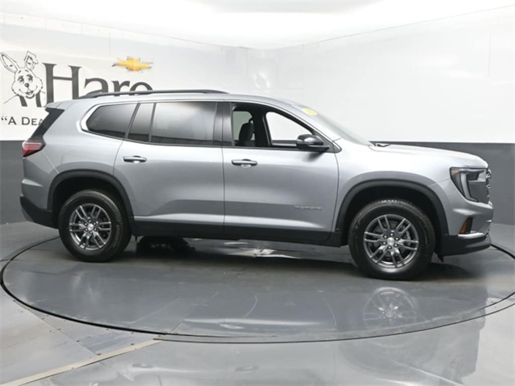 Used 2025 GMC Acadia Elevation SUV