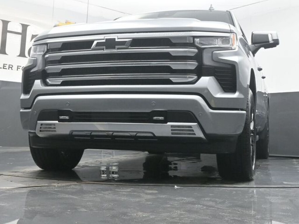 New 2026 Chevrolet Silverado 1500 High Country Truck Crew Cab