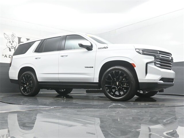 2023 Chevrolet Tahoe High Country photo 2