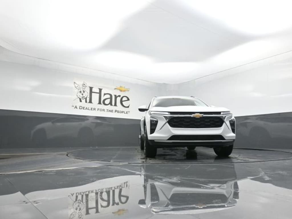 Used 2025 Chevrolet Trax LT SUV