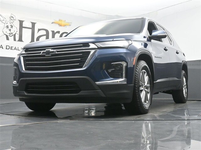2023 Chevrolet Traverse Cloth 1LT photo 3