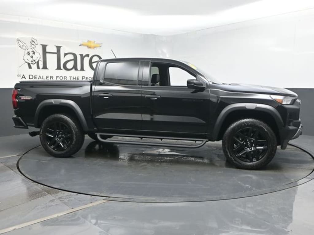 Used 2024 Chevrolet Colorado Trail Boss Truck Crew Cab