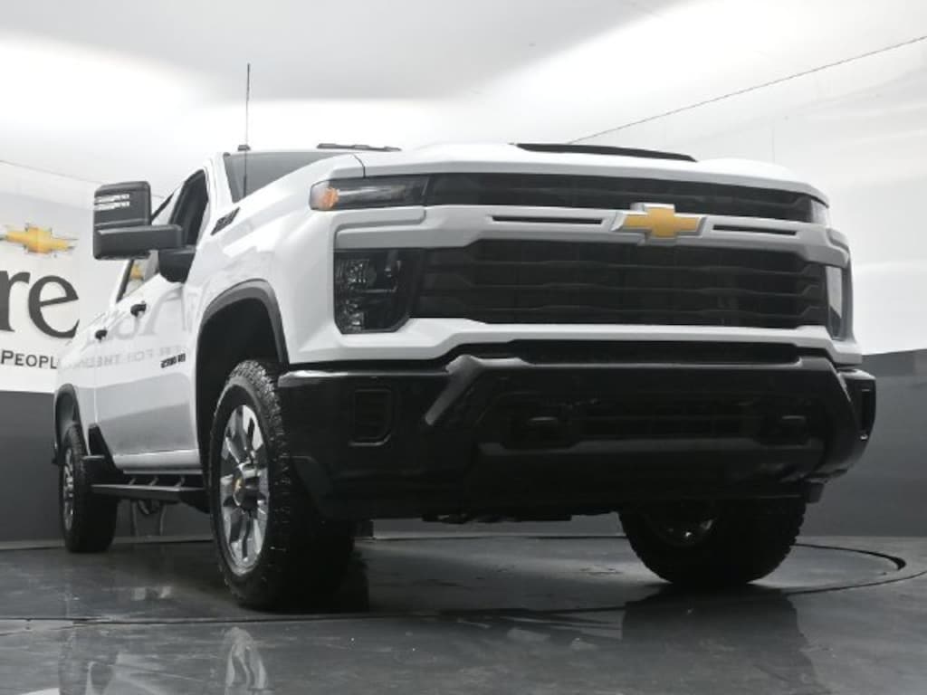 New 2026 Chevrolet Silverado 2500 HD Custom Truck Crew Cab