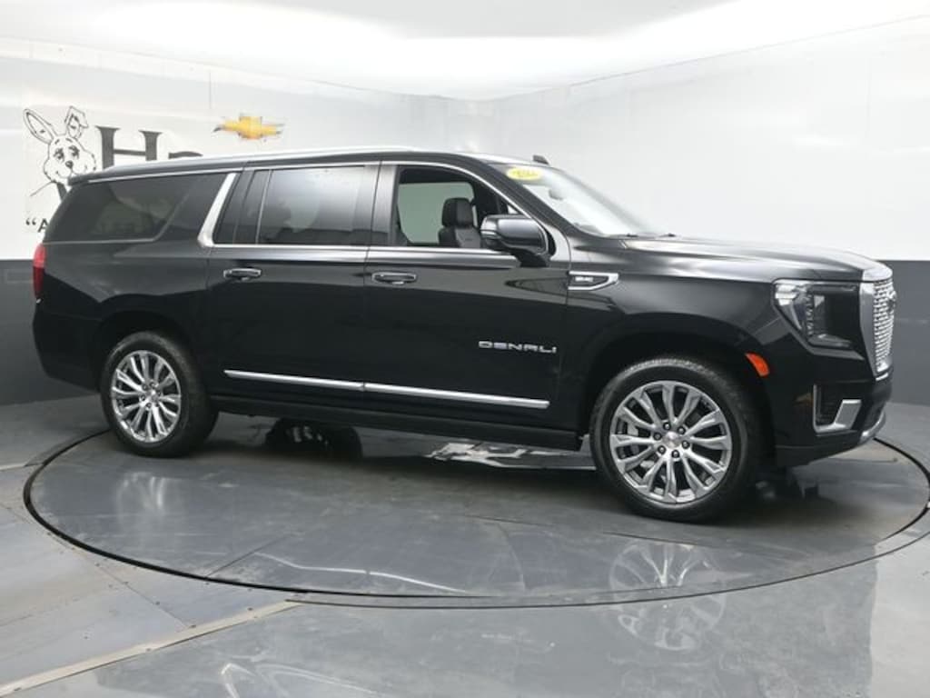 Used 2022 GMC Yukon XL Denali SUV