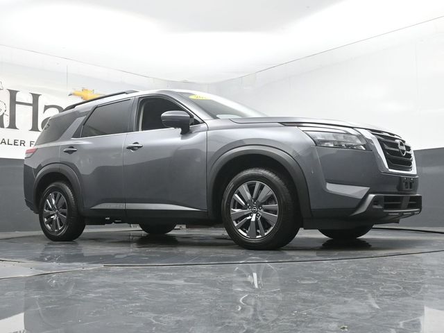 Used 2025 Nissan Pathfinder SV SUV