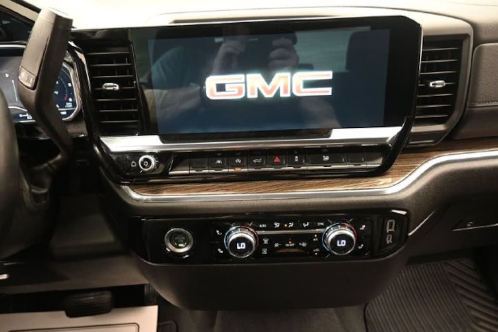 Used 2024 GMC Sierra 1500 Elevation w/3VL Truck Crew Cab