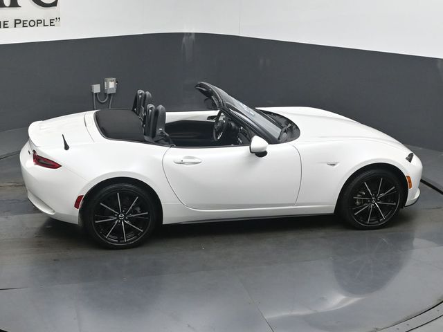 2024 Mazda MX-5 Miata Grand Touring - Photo 38