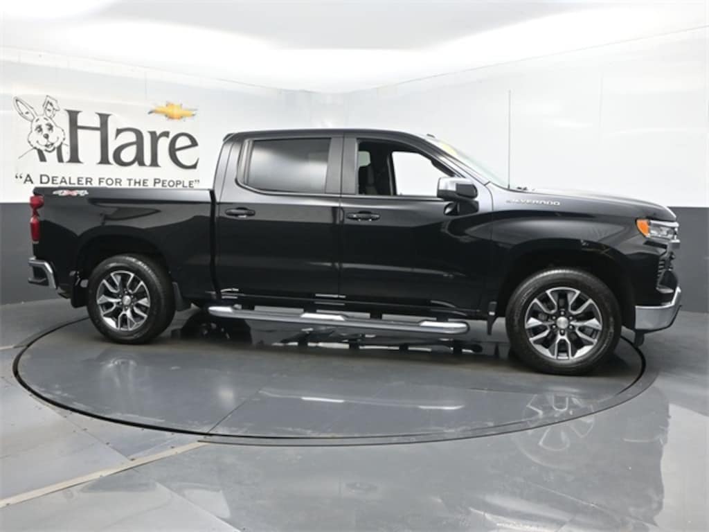Used 2023 Chevrolet Silverado 1500 LT w/1LT Truck Crew Cab