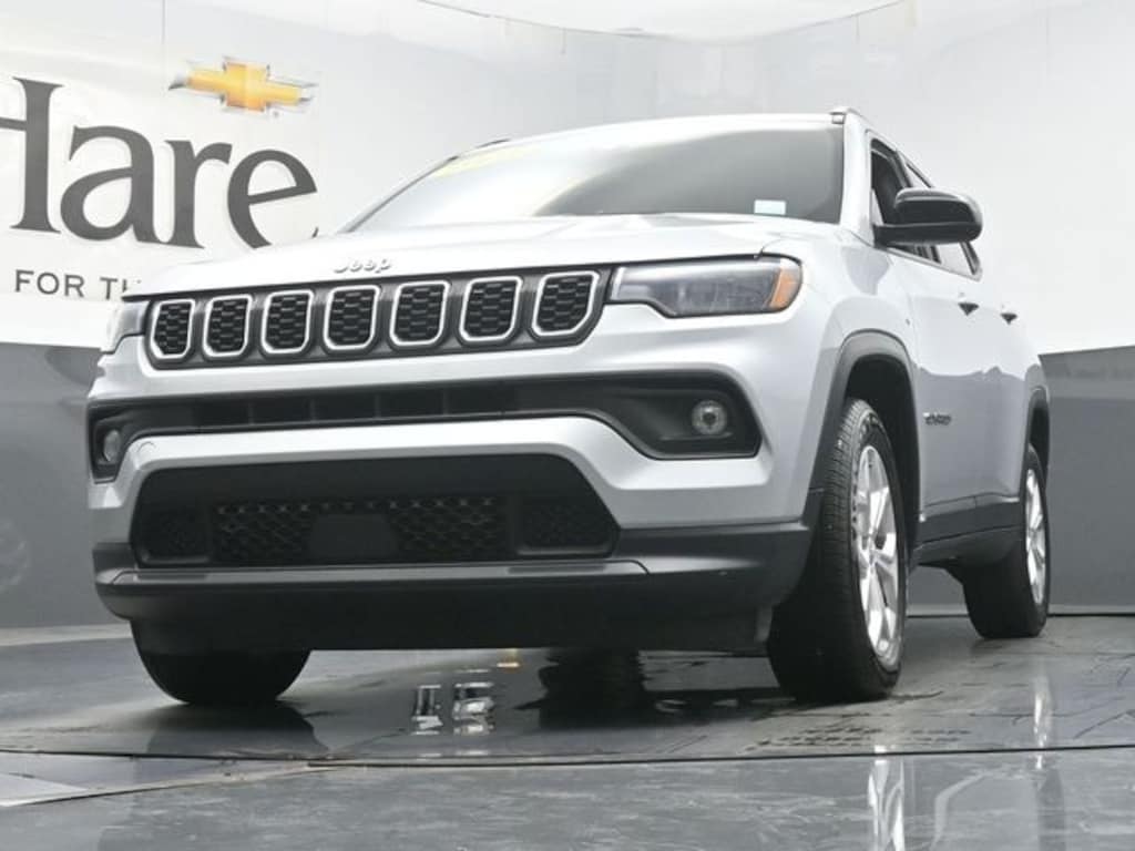 Used 2024 Jeep Compass Latitude SUV