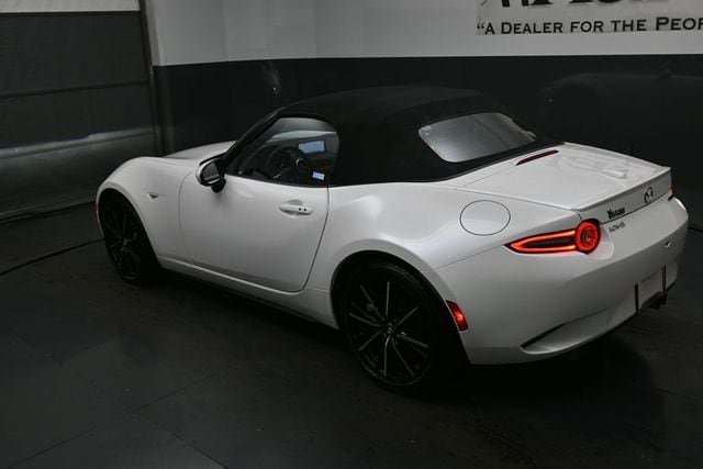 2024 Mazda MX-5 Miata Grand Touring - Photo 27