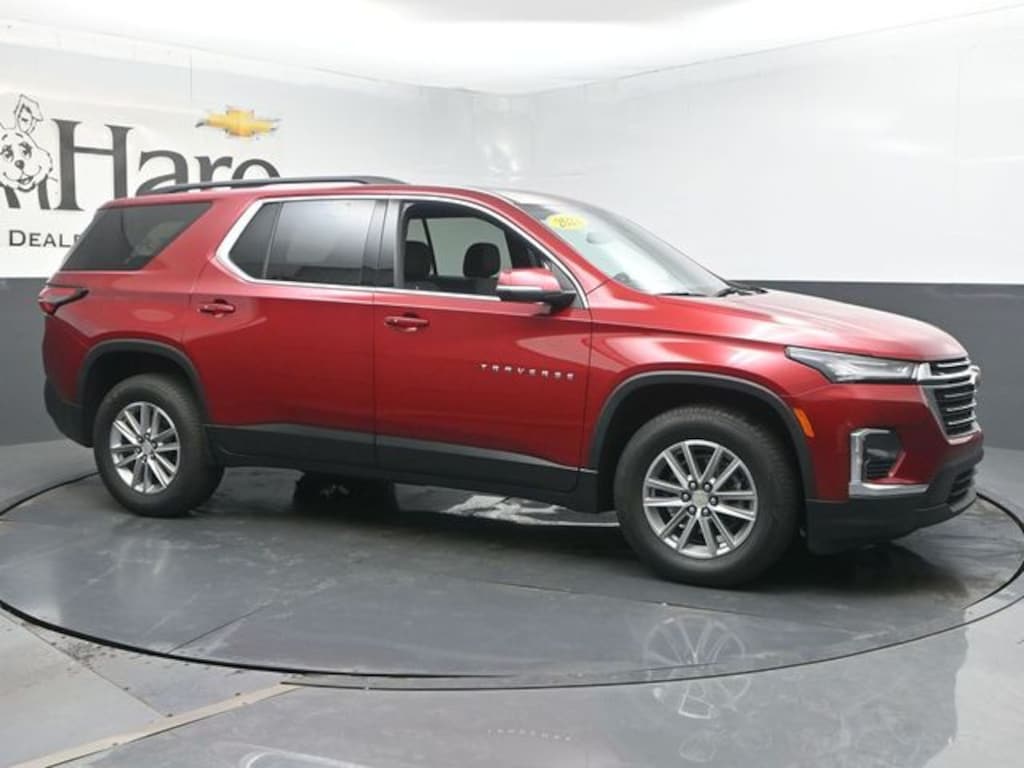 Used 2023 Chevrolet Traverse LT Cloth w/1LT SUV