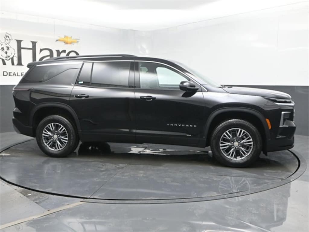 New 2026 Chevrolet Traverse LT SUV