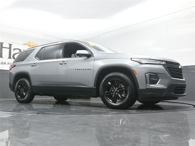 2023 Chevrolet Traverse Cloth 1LT photo 2