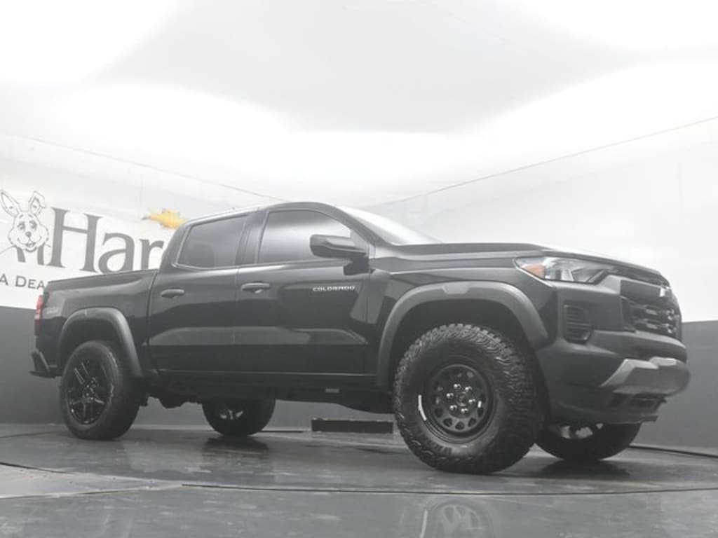 Used 2023 Chevrolet Colorado Trail Boss Truck Crew Cab