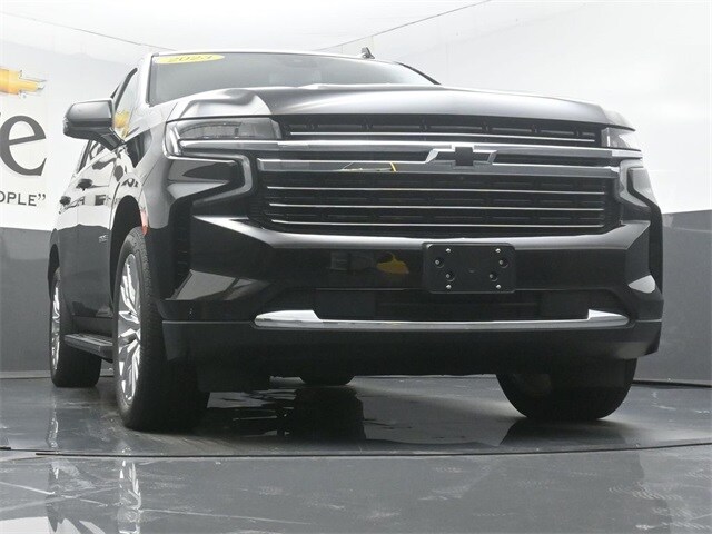 2023 Chevrolet Tahoe LT photo 3