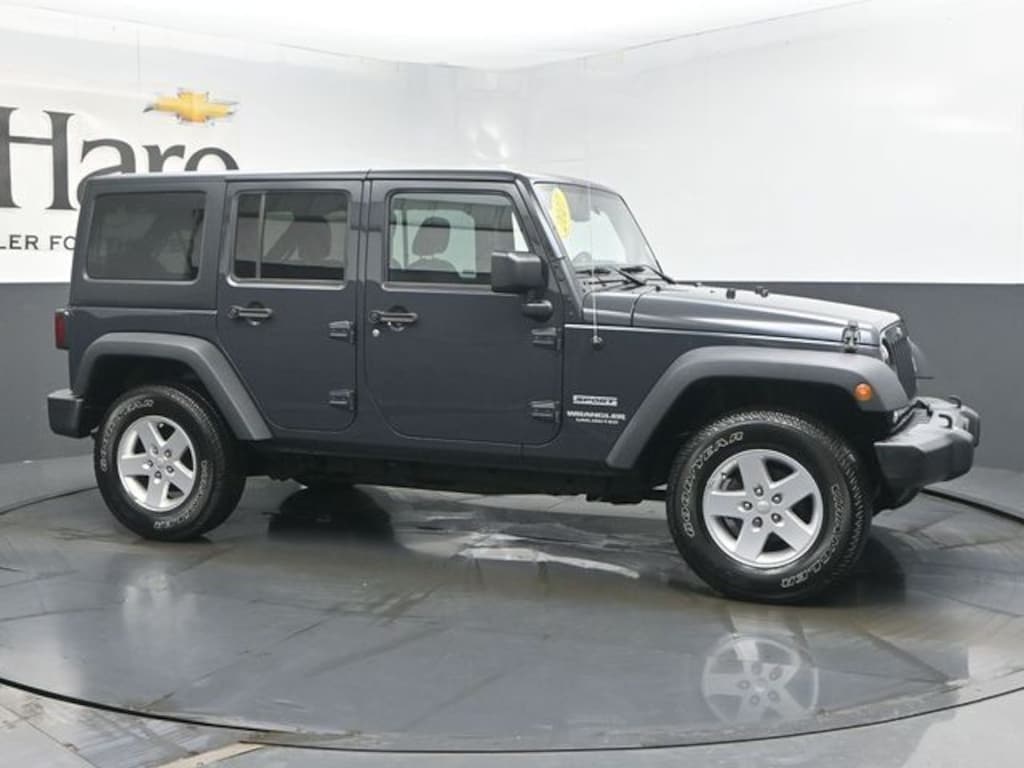 Used 2017 Jeep Wrangler JK Unlimited Sport 4x4 SUV