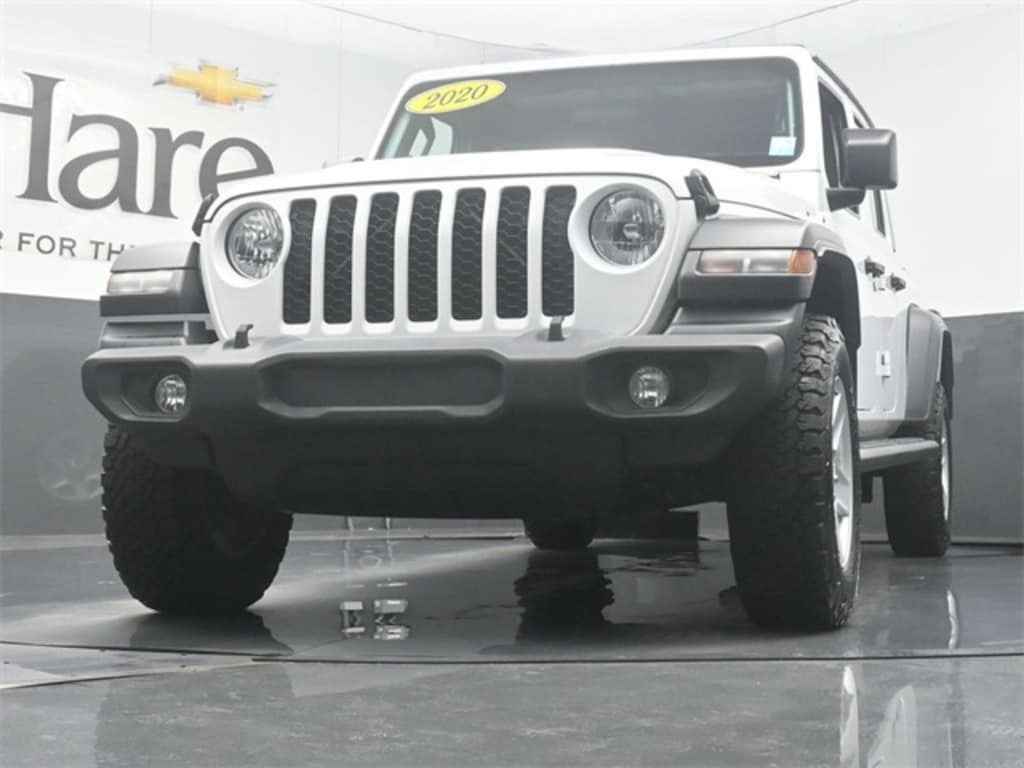 Used 2020 Jeep Gladiator Sport Truck Crew Cab