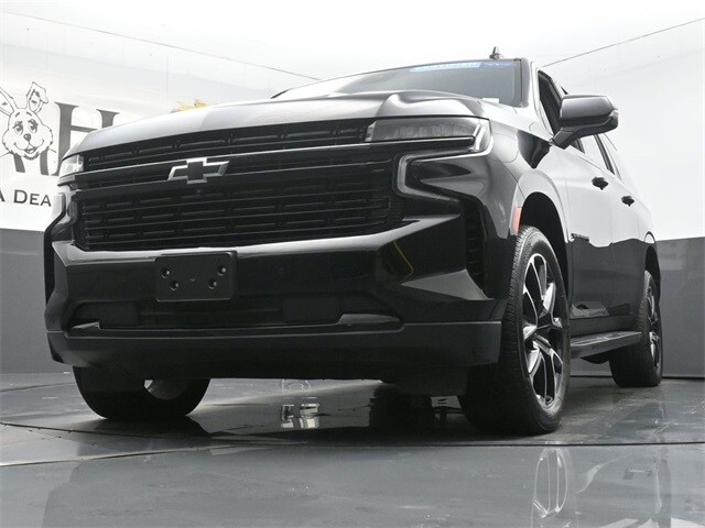 2023 Chevrolet Suburban RST photo 4
