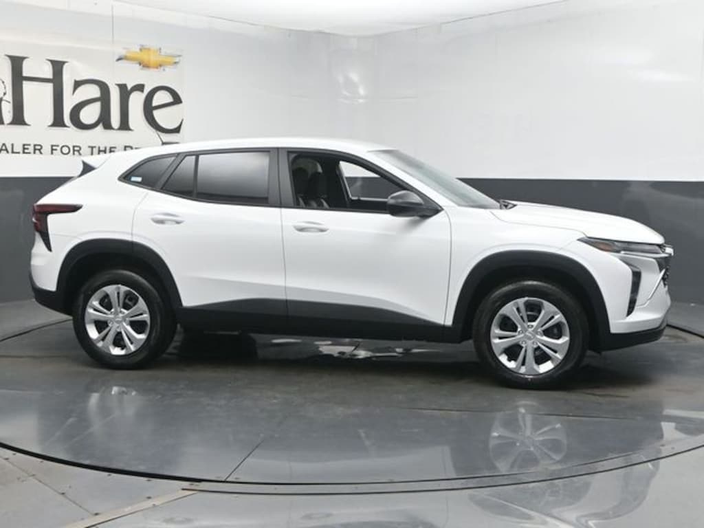 New 2026 Chevrolet Trax LS SUV