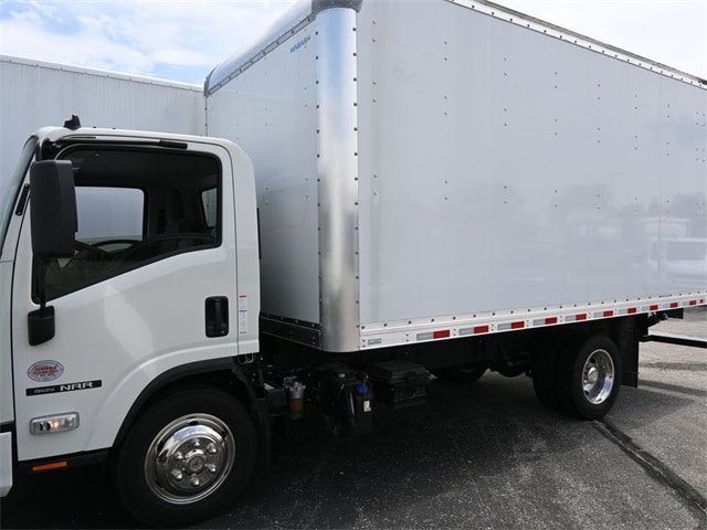 2025 Isuzu NRR 150WB Truck's photo