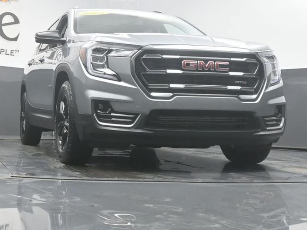 Used 2023 GMC Terrain AT4 SUV
