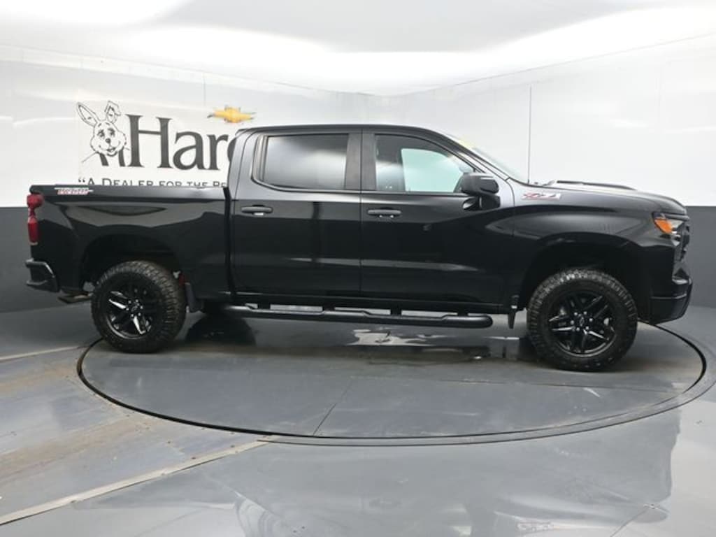 Used 2022 Chevrolet Silverado 1500 Custom Trail Boss Truck Crew Cab