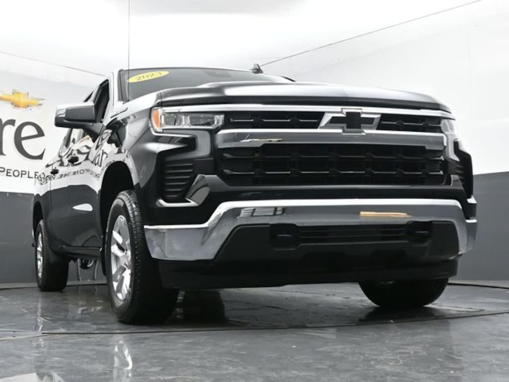 Used 2023 Chevrolet Silverado 1500 LT w/1LT Truck Crew Cab