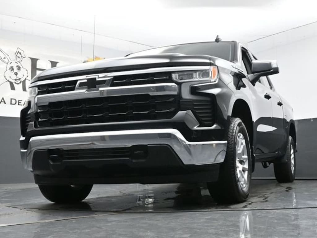 Used 2023 Chevrolet Silverado 1500 LT w/1LT Truck Crew Cab