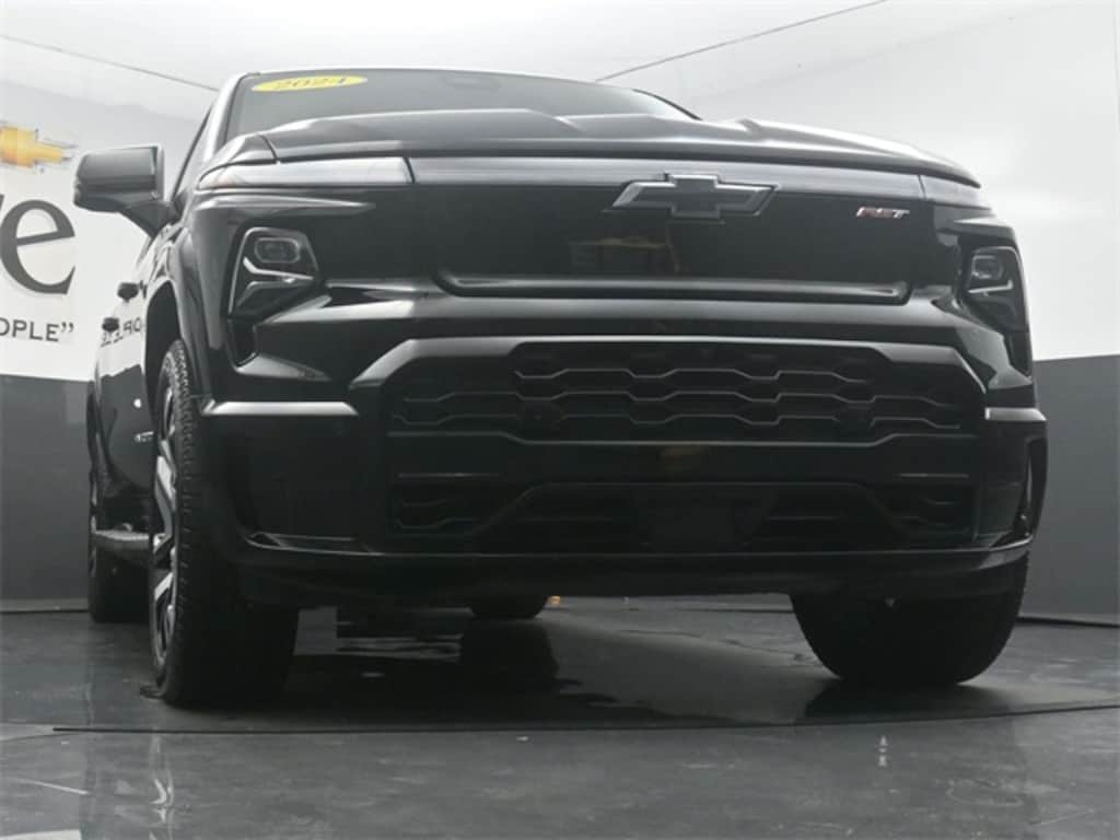 Used 2024 Chevrolet Silverado EV RST Truck Crew Cab