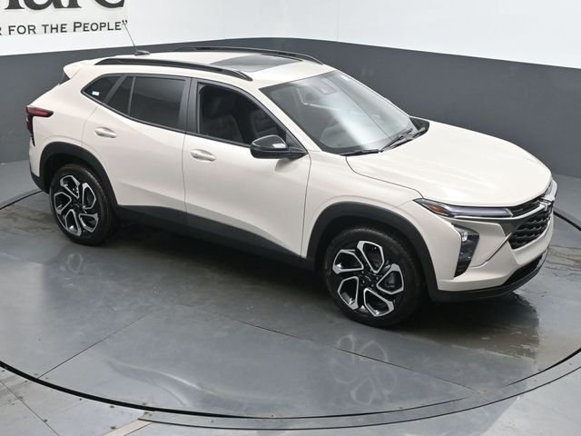 2026 Chevrolet Trax RS - Photo 16