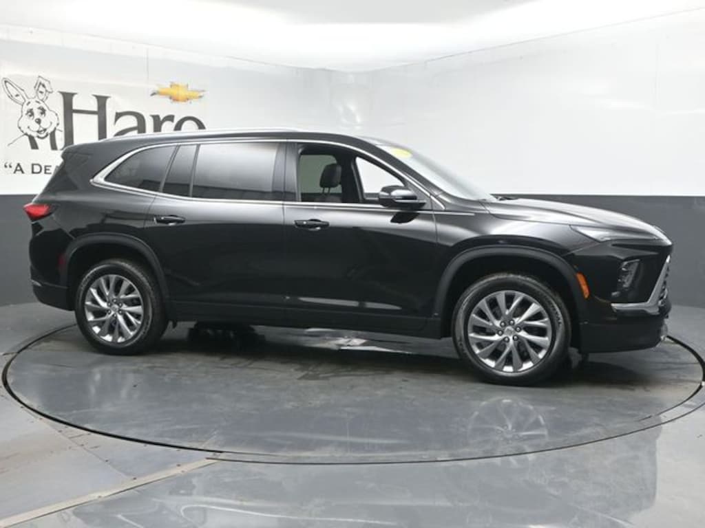 Used 2025 Buick Enclave Preferred SUV