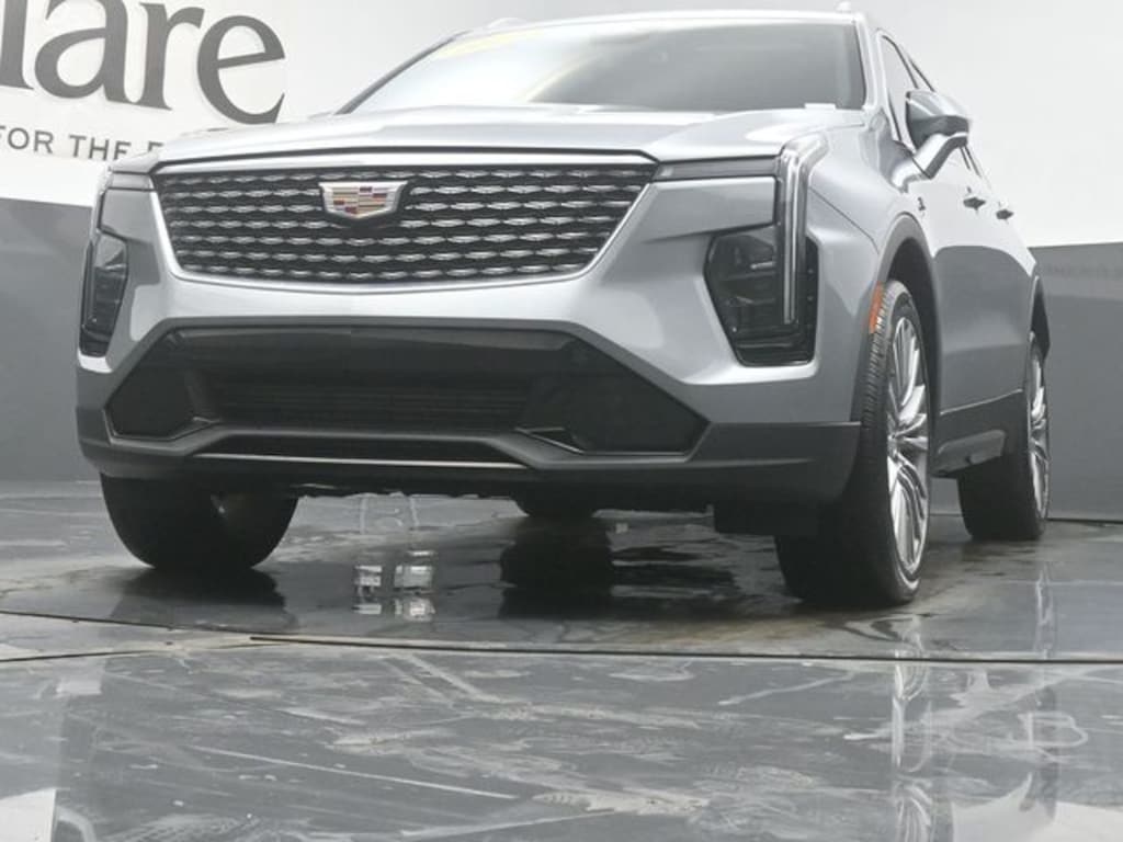 Used 2024 CADILLAC XT4 Premium Luxury SUV