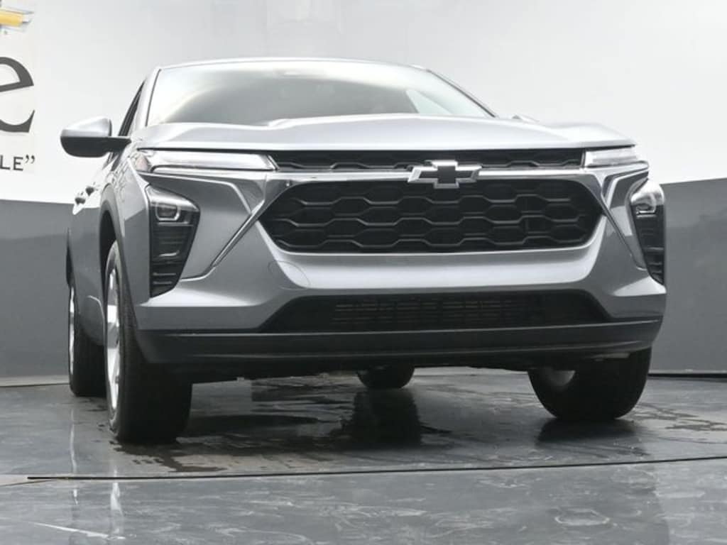New 2026 Chevrolet Trax LS SUV