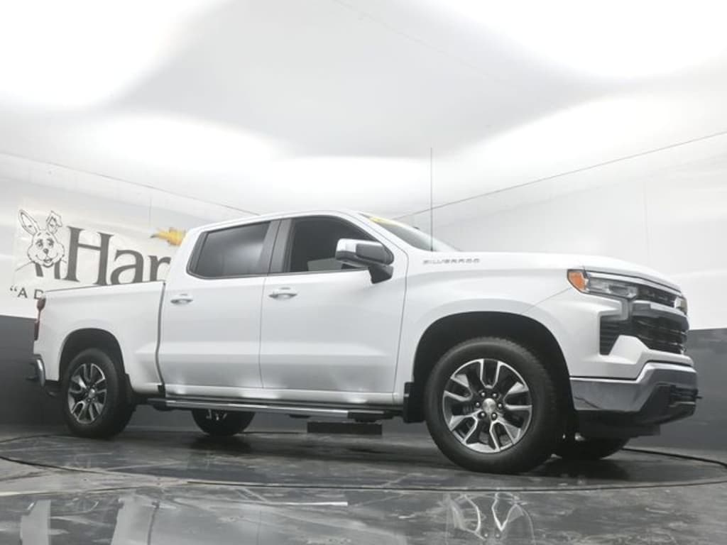 Used 2024 Chevrolet Silverado 1500 LT w/1LT Truck Crew Cab