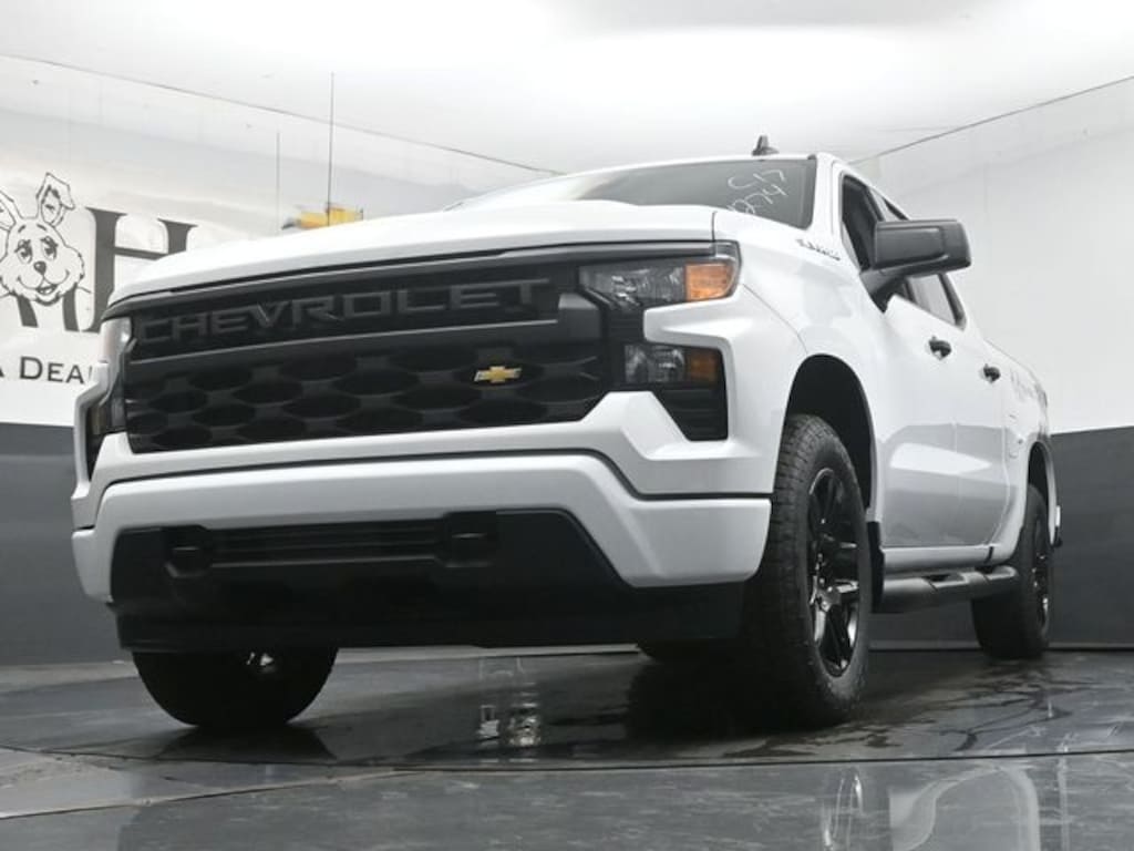 New 2026 Chevrolet Silverado 1500 Custom Truck Crew Cab