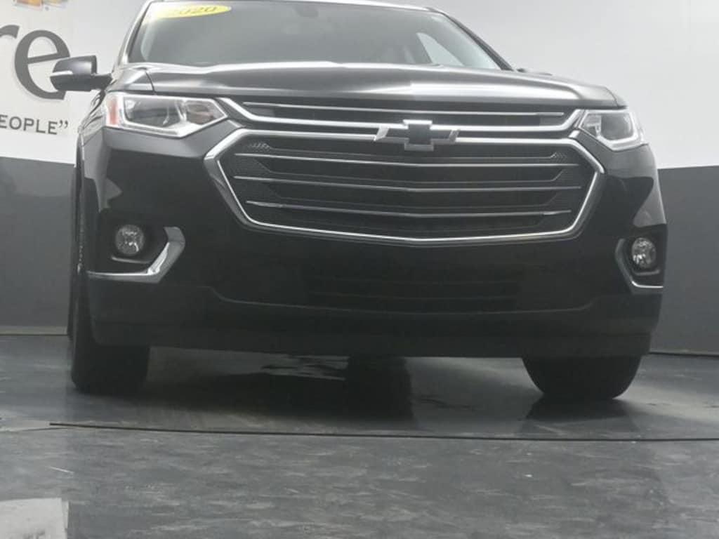 Used 2020 Chevrolet Traverse LT Cloth w/1LT SUV