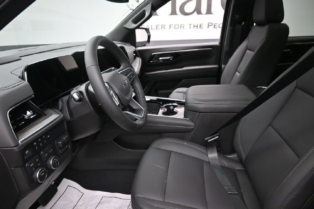2026 Chevrolet Tahoe Z71 - Photo 8