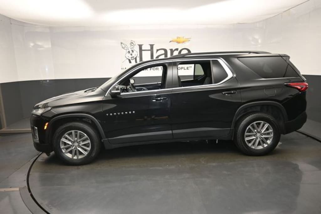 Used 2023 Chevrolet Traverse LT Cloth w/1LT SUV