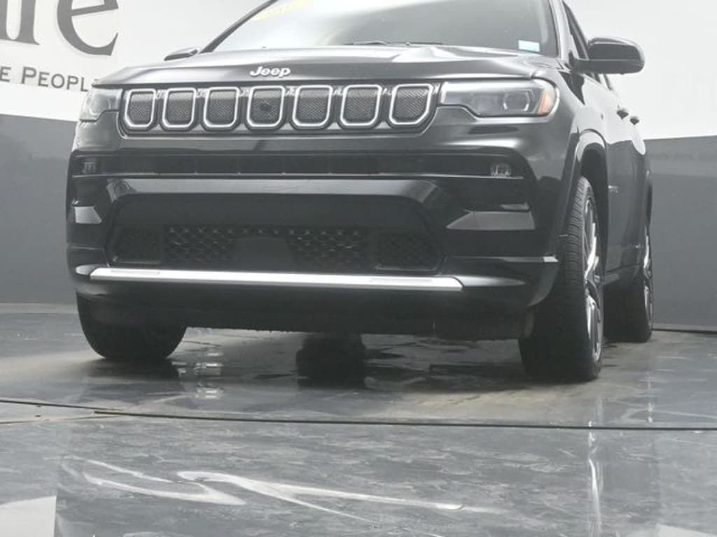 Used 2022 Jeep Compass Limited SUV