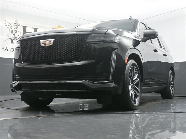 2023 Cadillac Escalade ESV Sport photo 4