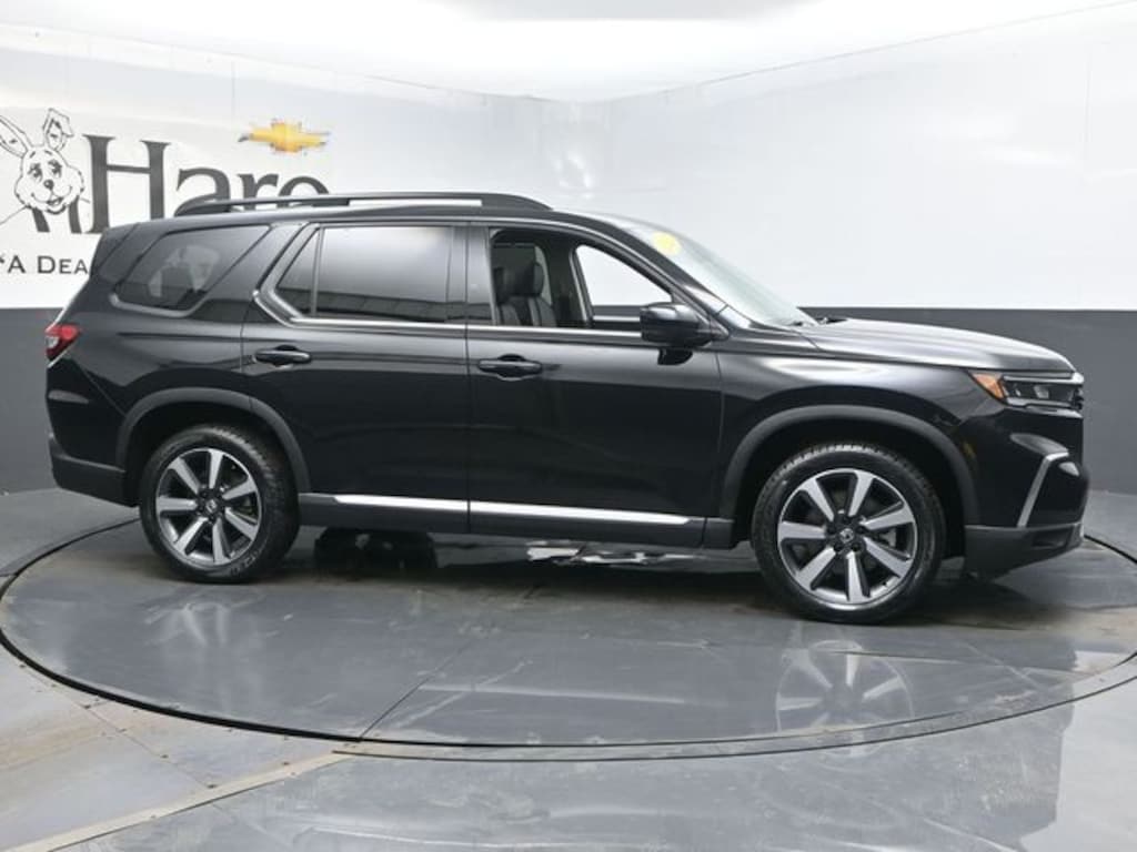 Used 2023 Honda Pilot Touring SUV