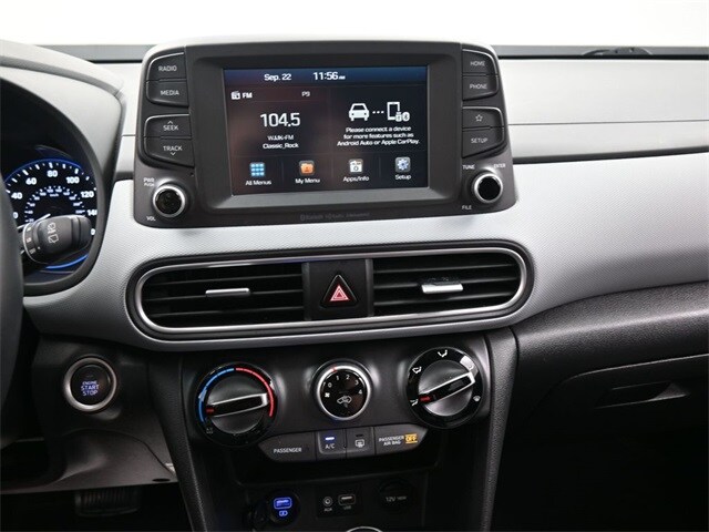 2021 Hyundai Kona SEL photo 3
