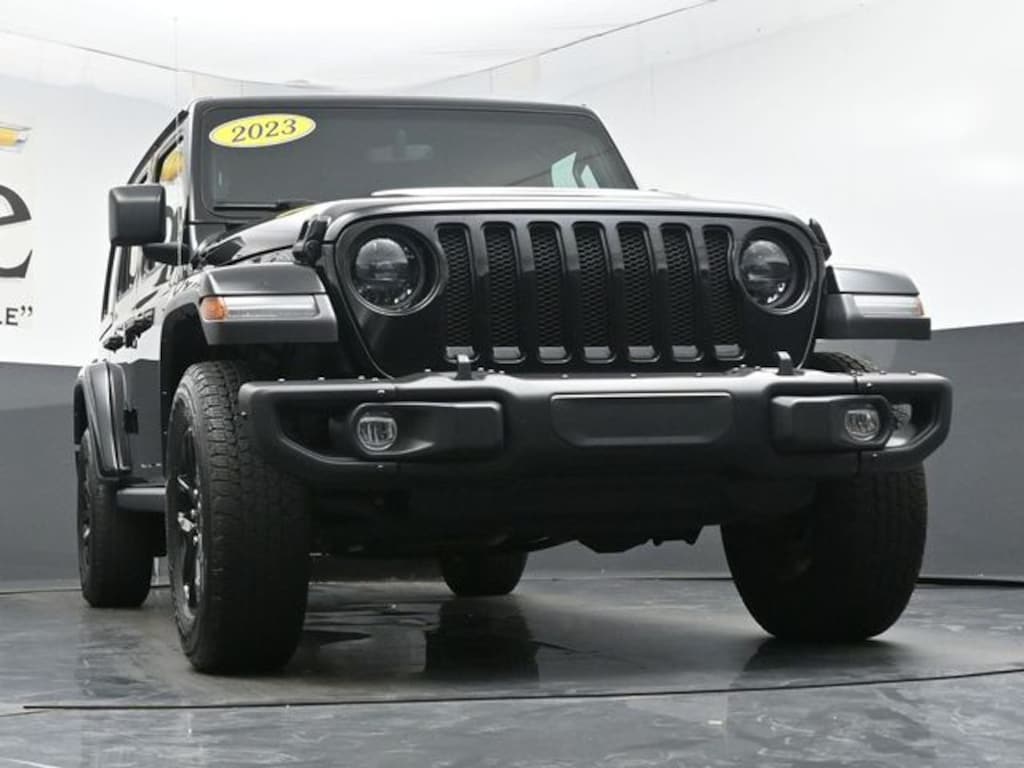 Used 2023 Jeep Wrangler 4-DOOR SPORT 4X4 SUV