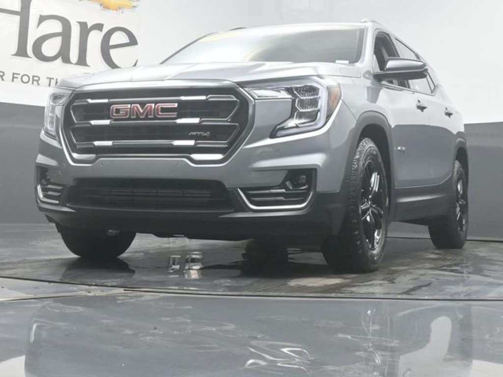 Used 2023 GMC Terrain AT4 SUV