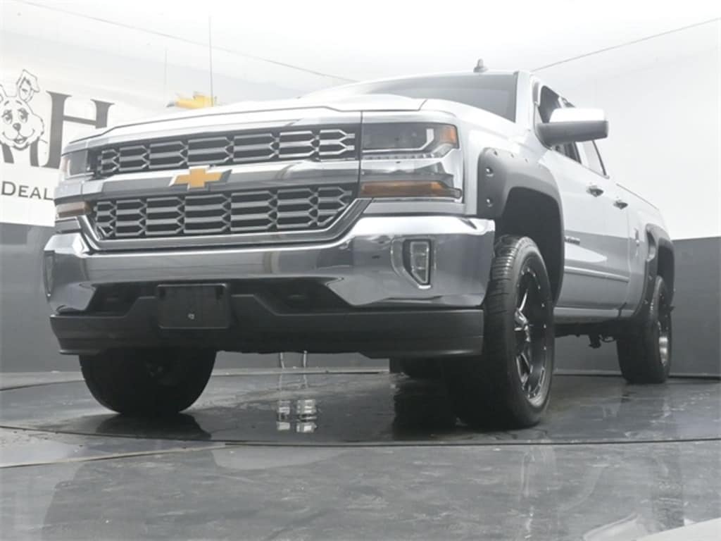 Used 2017 Chevrolet Silverado 1500 LT w/1LT Truck Double Cab